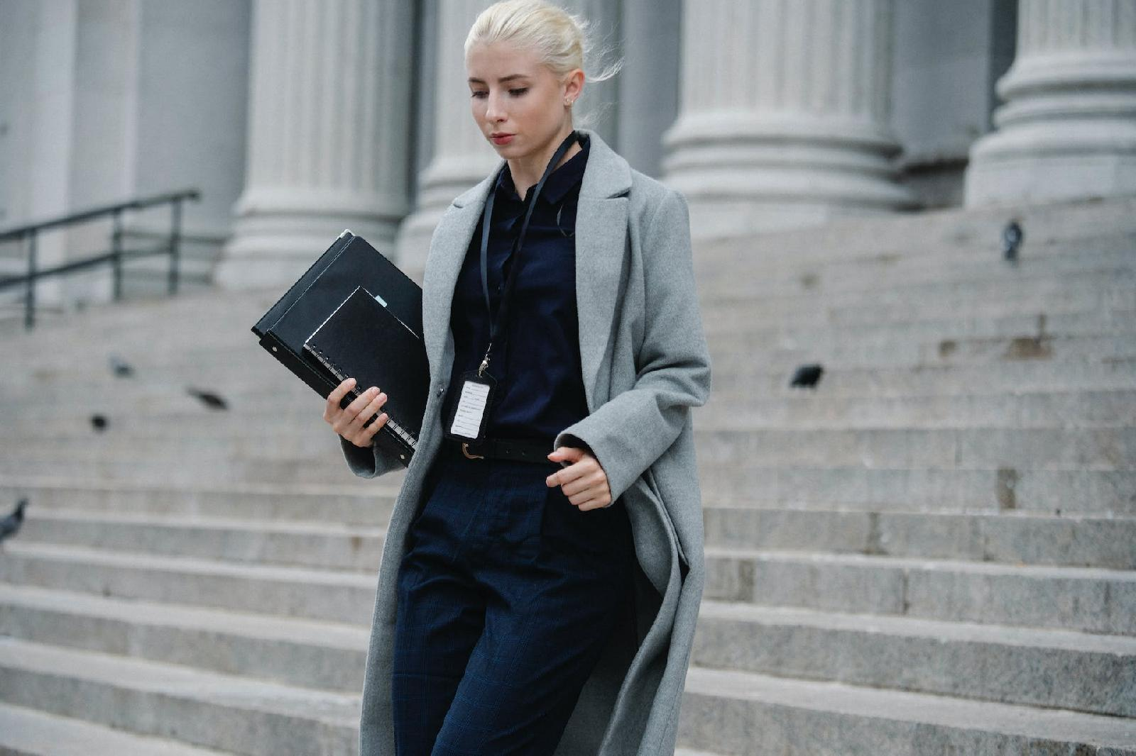 Conseils essentiels pour choisir le meilleur logiciel pour avocat